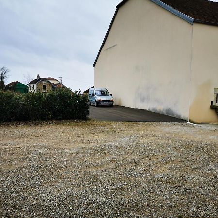 Chez Elodie Pressigny  Exterior foto