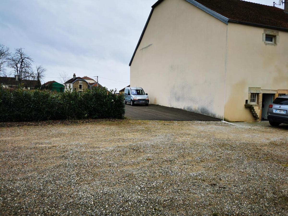 Chez Elodie Pressigny  Exterior foto